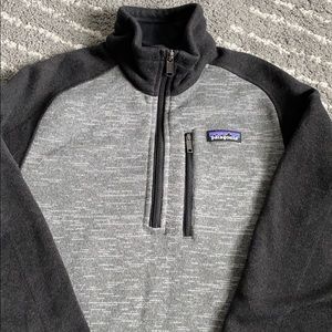 Patagonia pullover size XS